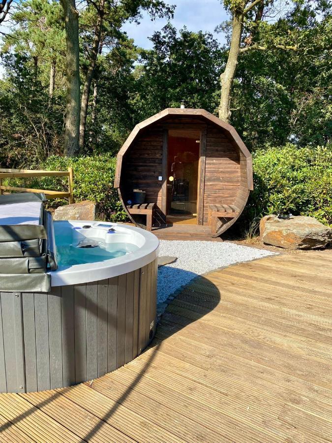 Luxe Finse Kota Met Jacuzzi En Saunabarrel De Zandhoef Villa Eersel Luaran gambar